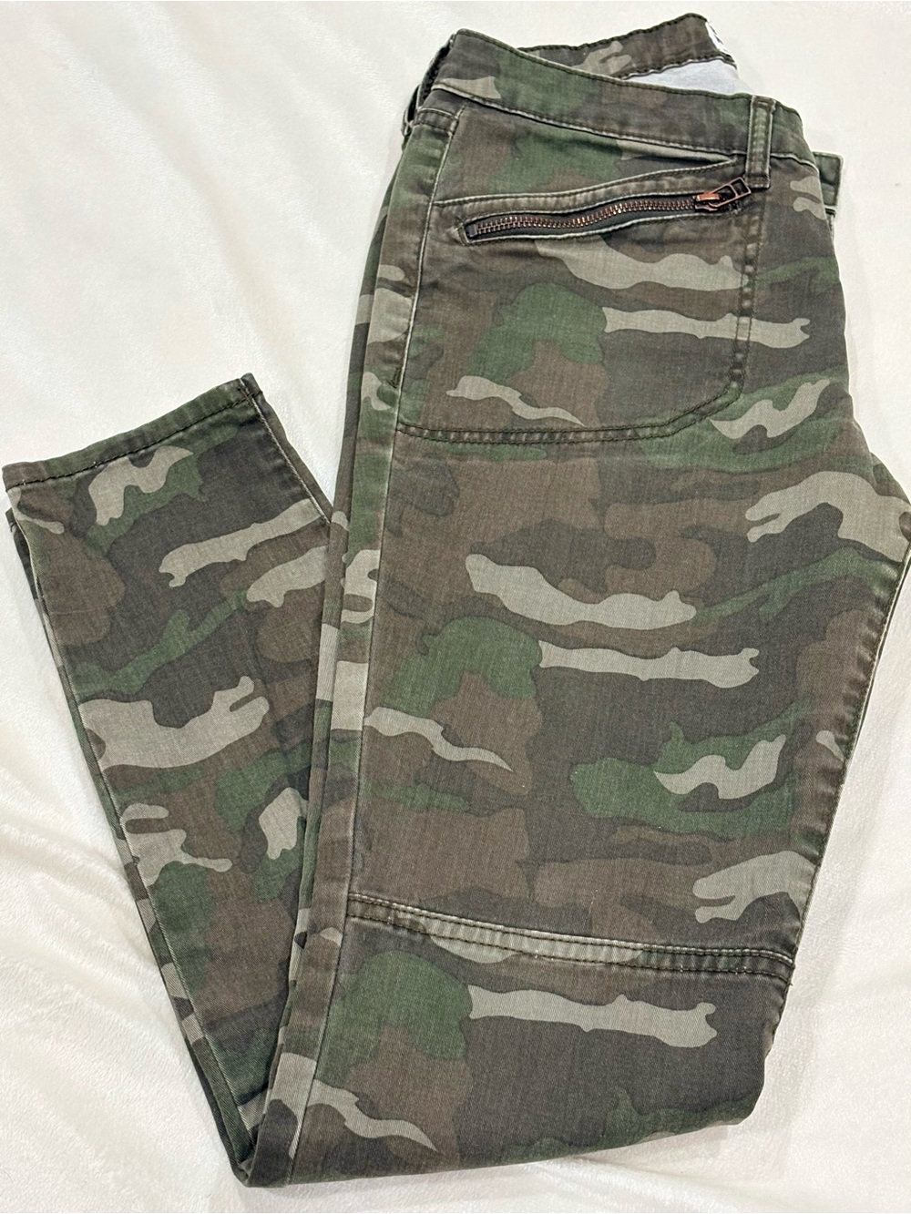 William Rast Juniors Skinny Camo Pants - Size 28
